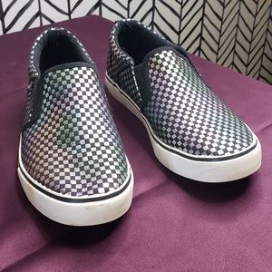 Mudd iridescent slides,  size 11